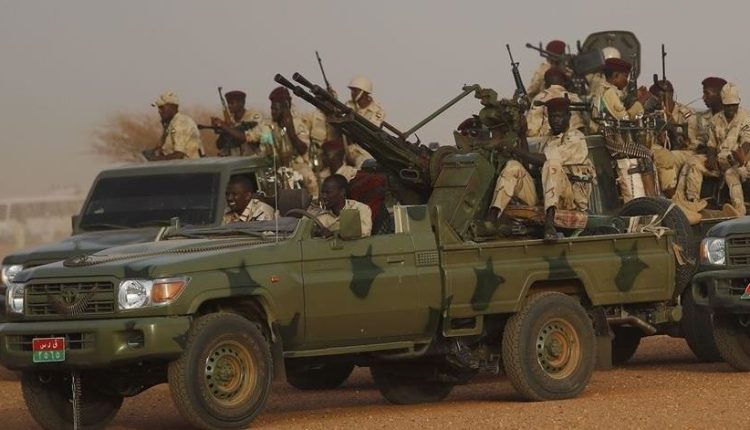حكومة السودان والدعم السريع يتبادلان الاتهام بالهجوم على قافلة غذاء